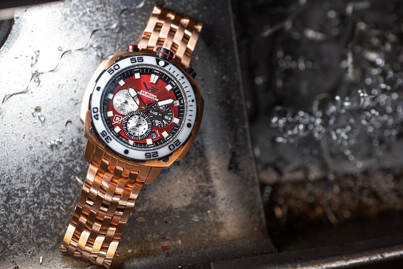 Vostok Europe Systema Periodicum Phosphorus Chronograph VK67-650E724B Horlogewatch