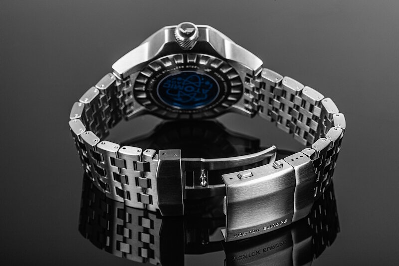 Vostok Europe Atomic Age Automatic NH34-640A701B Horlogewatch