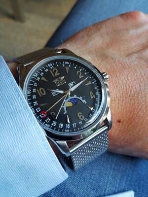 Davis 1503 Lucas Horloge