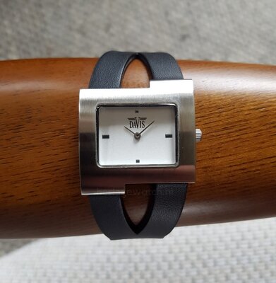 Davis 1402 Faith Horloge